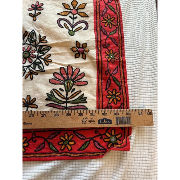 Indian Hand Embroidered Folk Art Floral Cotton Table Runner table top wall - Picture 4 of 15